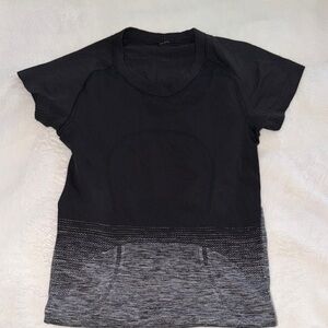 Lululemon ombré swiftly tech short sleeve